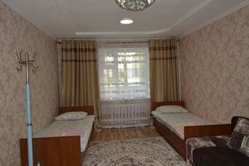 Фото номера Трехместный номер Гостевой дом Dasha Guest House г. Naryn 5
